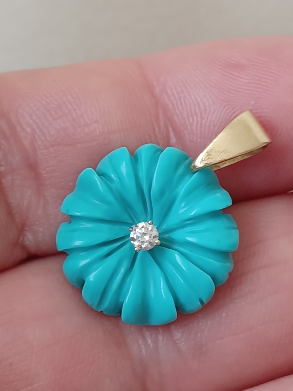 18k Yellow Gold  Turquoise 100% Natural Flower Pendant with Diamond Center